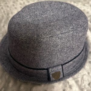 Fedora